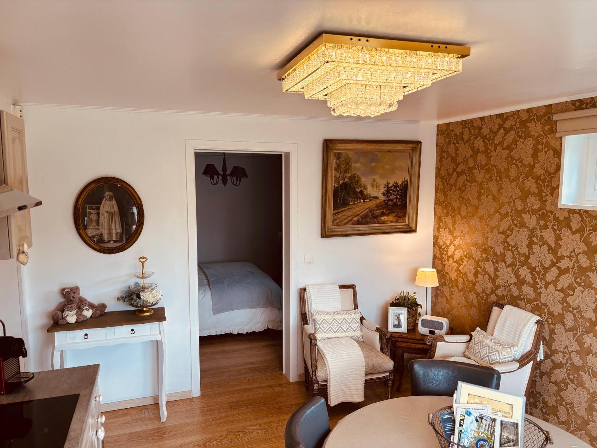 Au Refuge Du Speleo Bed & Breakfast โอตง ภายนอก รูปภาพ